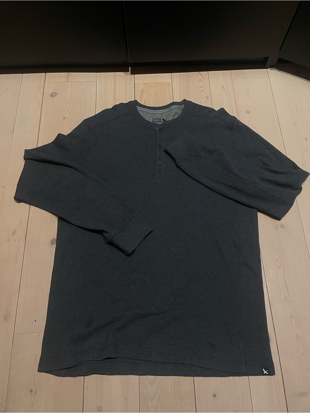 Eddie Bauer Men's grey Long-Sleeve Henley Shirt